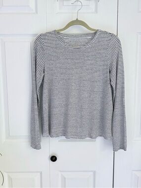 Eileen Fisher Organic Linen Black & White Striped Long-Sleeve Tee petite small